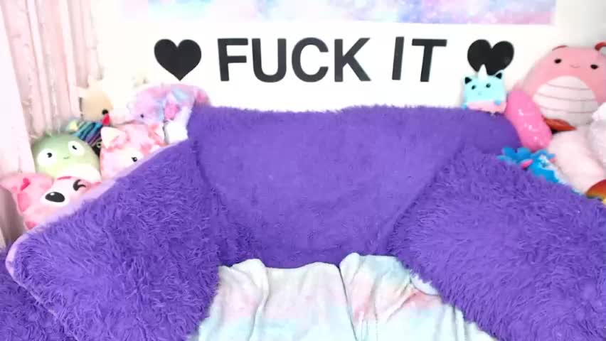 mackenziewolfe Приват Записи 2026-04-13