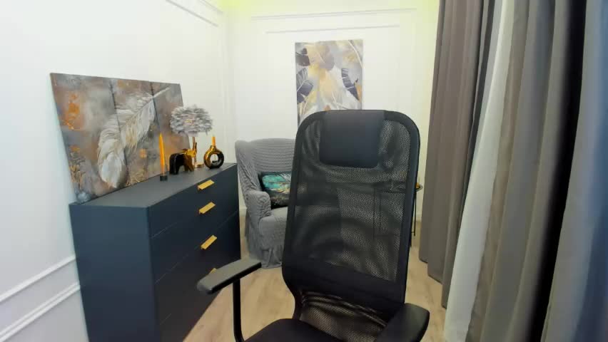 vivianlirei Приват Записи 2026-04-13