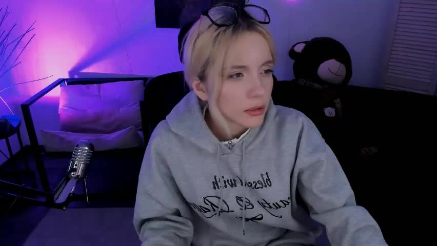 aurorawrenfield Приват Записи 2026-04-13