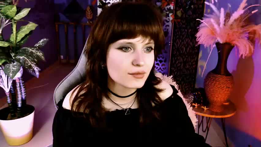 lolaasmus Приват Записи 2026-04-13