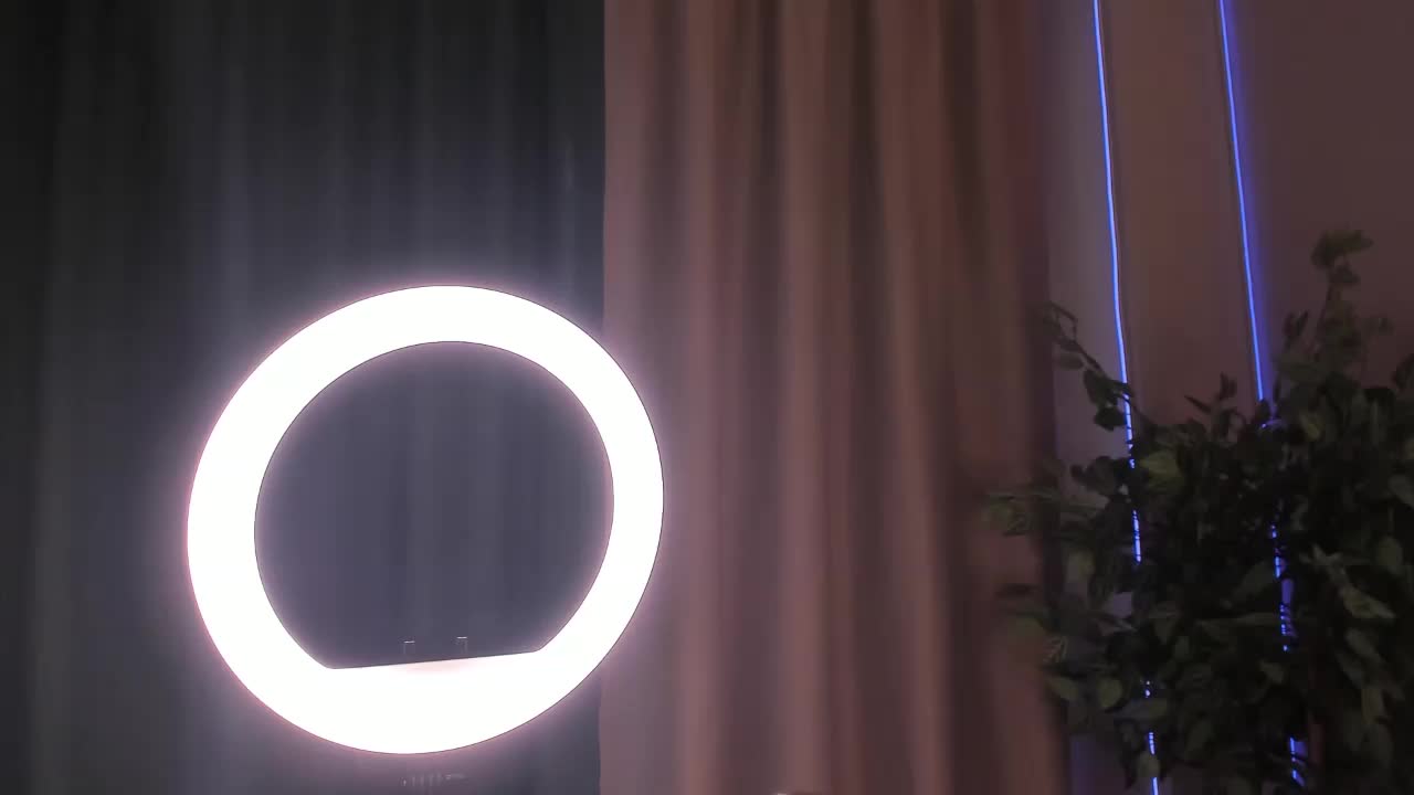 emy-angel1 Приват Записи 2026-04-14