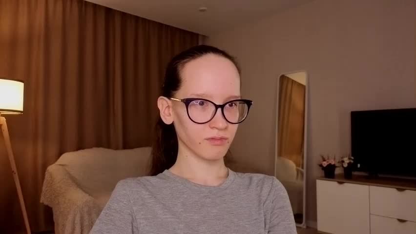 lynettebails Приват Записи 2026-04-14