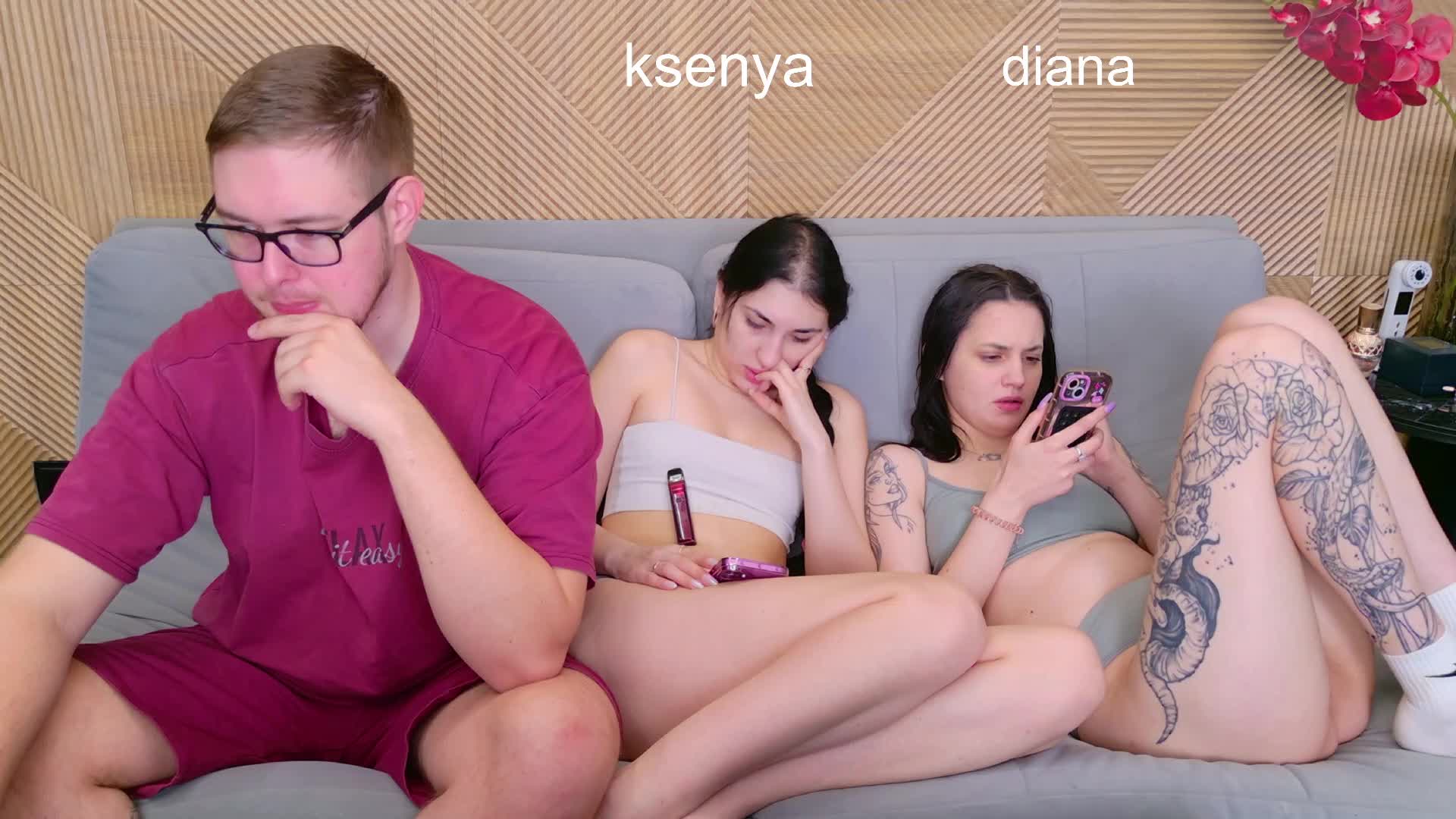 WebcamSlut Приват Записи 2026-04-14