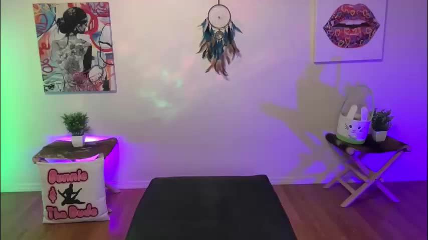 bunnieandthedude Приват Записи 2026-04-14