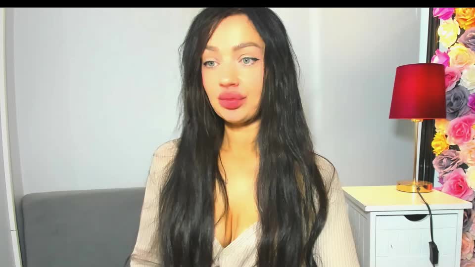 WildOlivia Приват Записи 2026-04-14