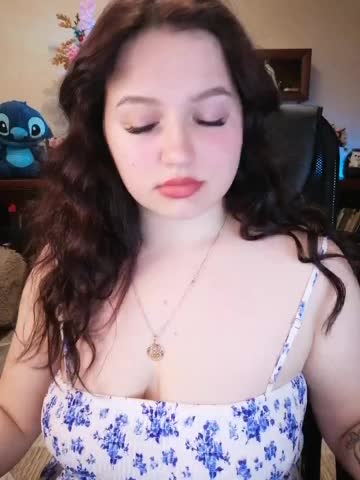 JuliaHesperaks Приват Записи 2026-04-15