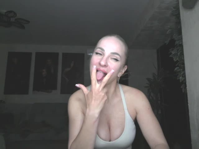 annamari1563 Приват Записи 2026-04-15