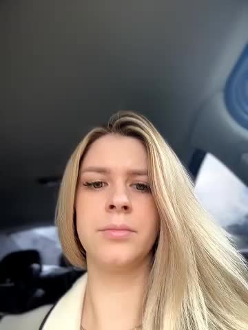 Love_Bri Приват Записи 2026-04-15