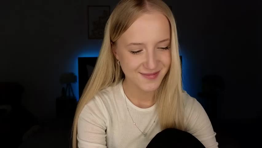 adele_armas Приват Записи 2026-04-15