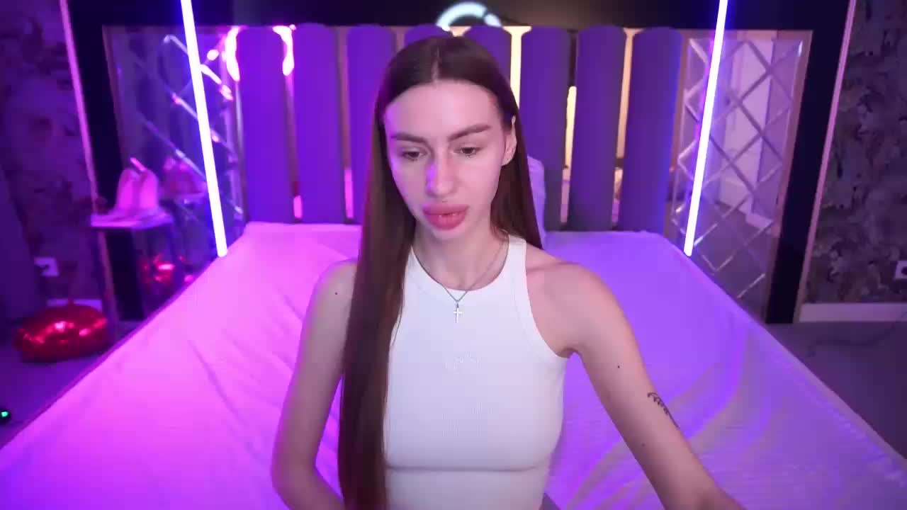 SnowWhiteee Приват Записи 2026-04-16