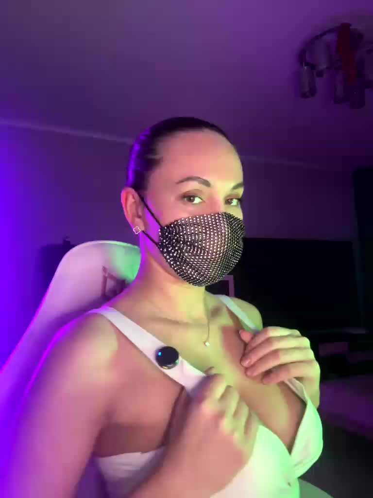 QWEENII Приват Записи 2026-04-16