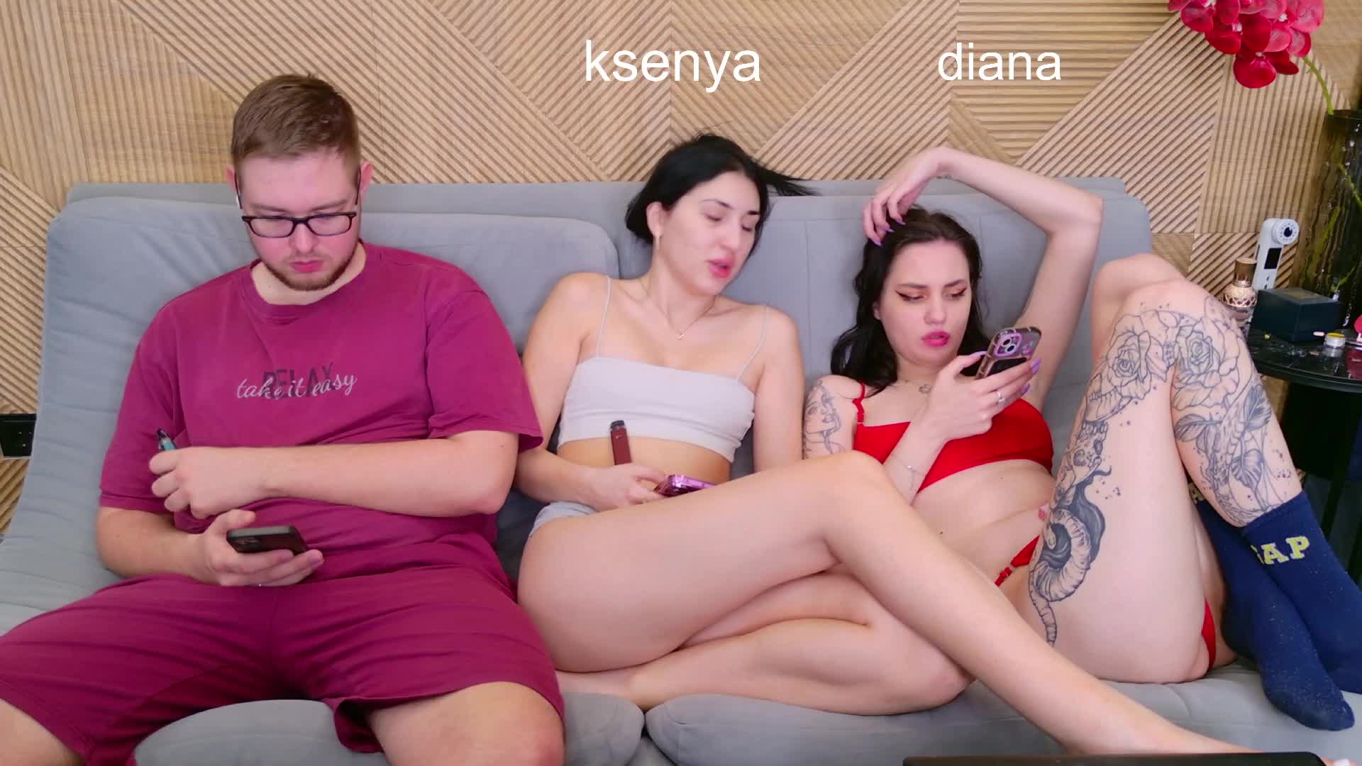 WebcamSlut Приват Записи 2026-04-16