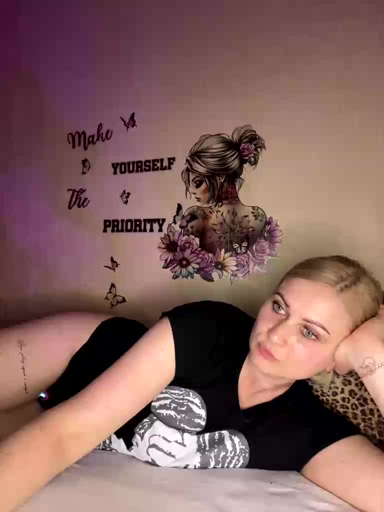 Alinka11127 Приват Записи 2026-04-17