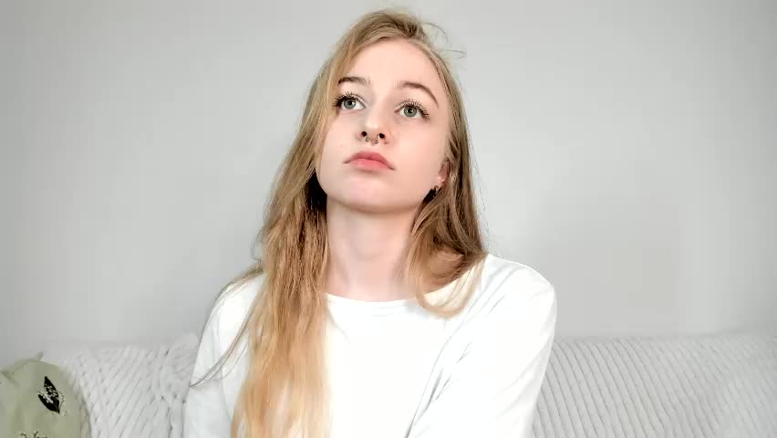 mia_meows Приват Записи 2026-04-17