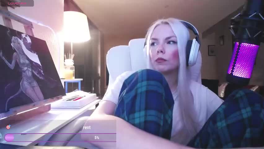 tinykylie Приват Записи 2026-04-17