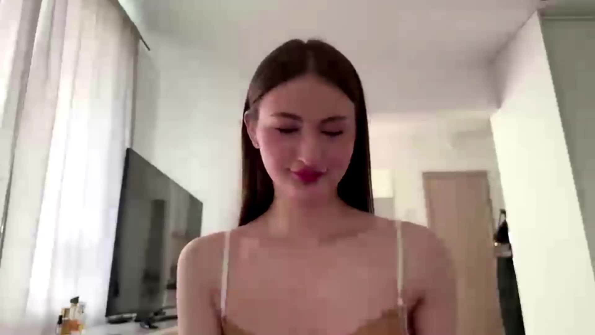 LauraMondella Приват Записи 2026-04-17