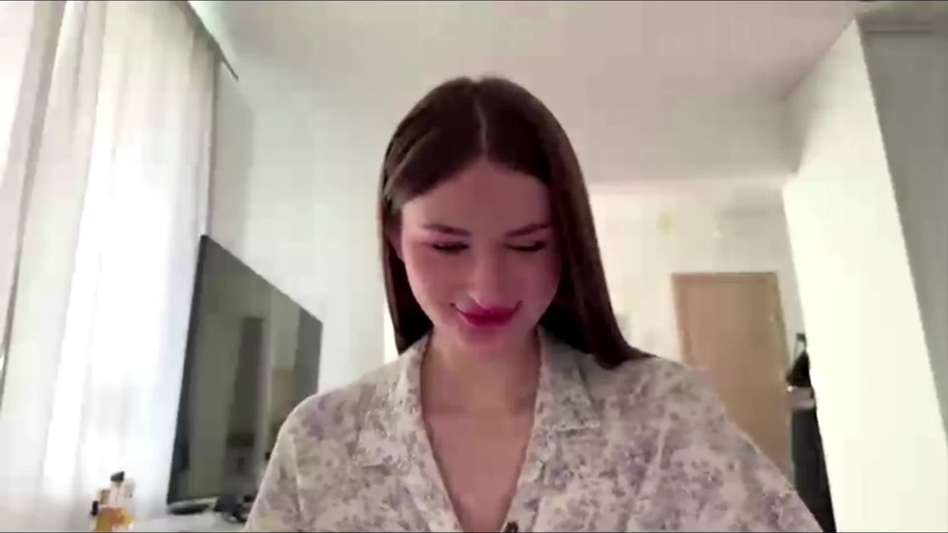 LauraMondella Приват Записи 2026-04-17