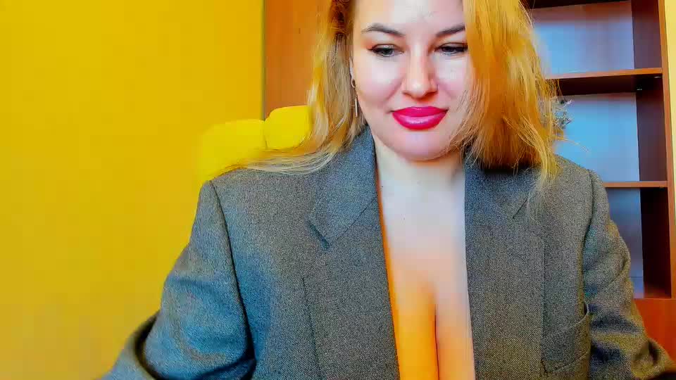 AvaQueen Приват Записи 2026-04-17