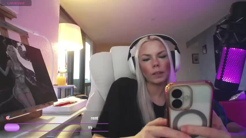 tinykylie Приват Записи 2026-04-17