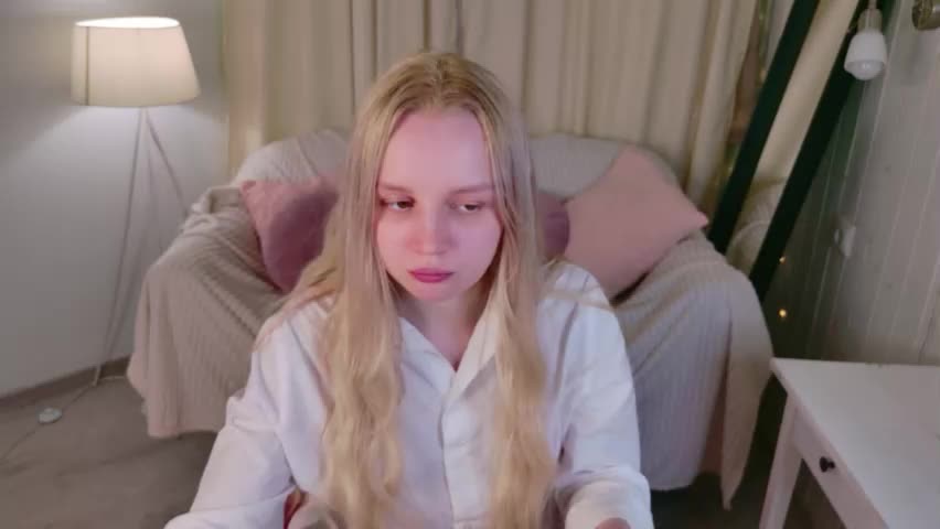 tinasiner Приват Записи 2026-04-17