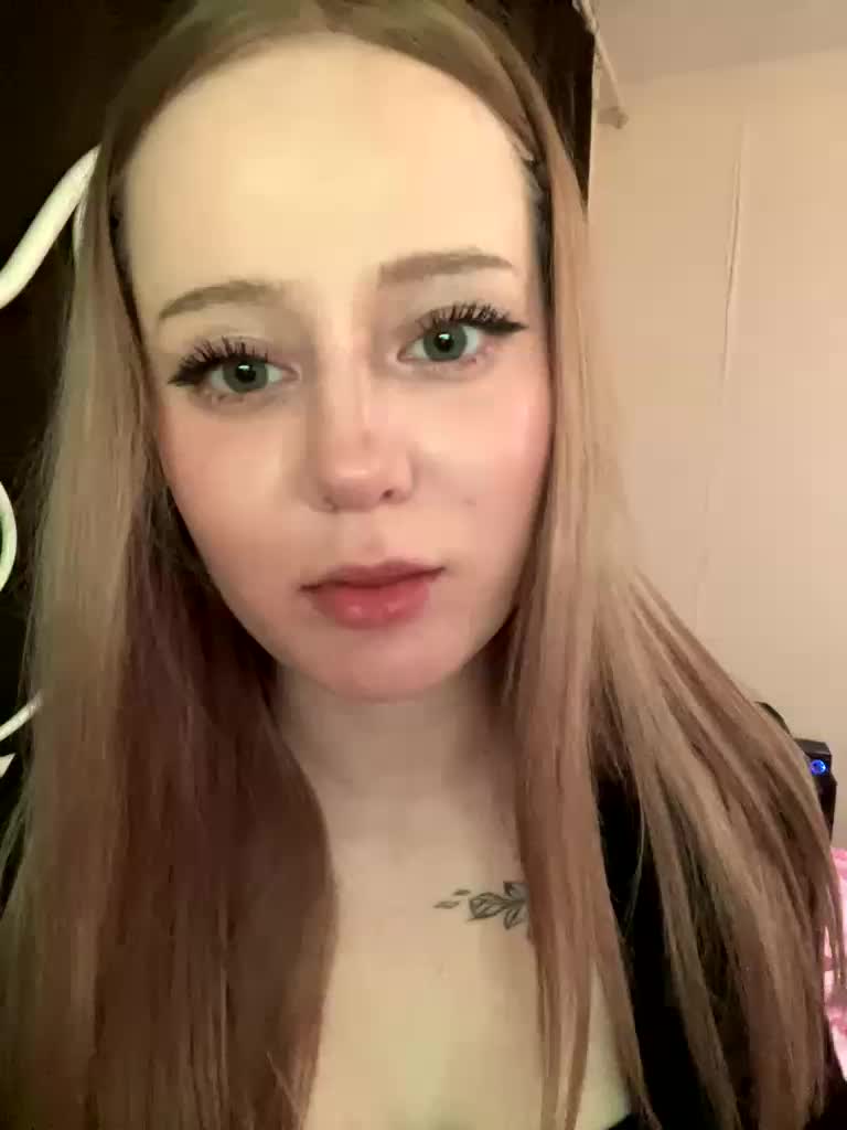 Mia_Wells Приват Записи 2026-04-17