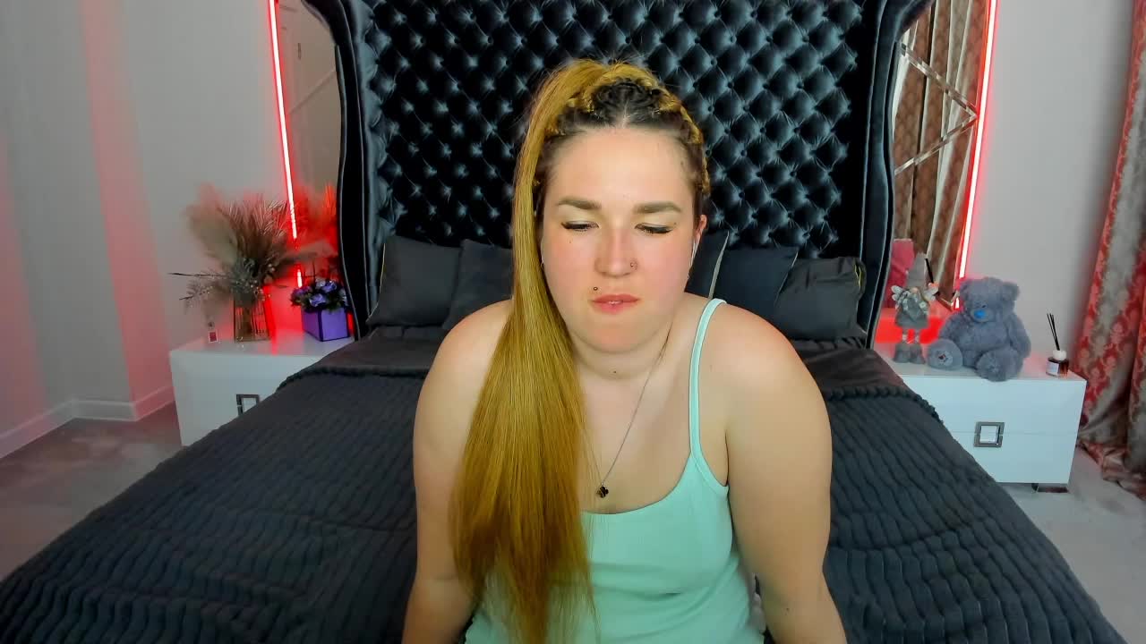 SofiiDarling Приват Записи 2026-04-17