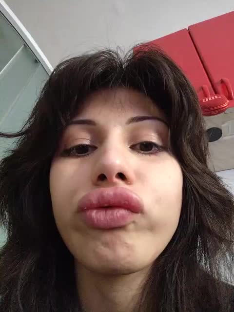 Tinablackkk Приват Записи 2026-04-18