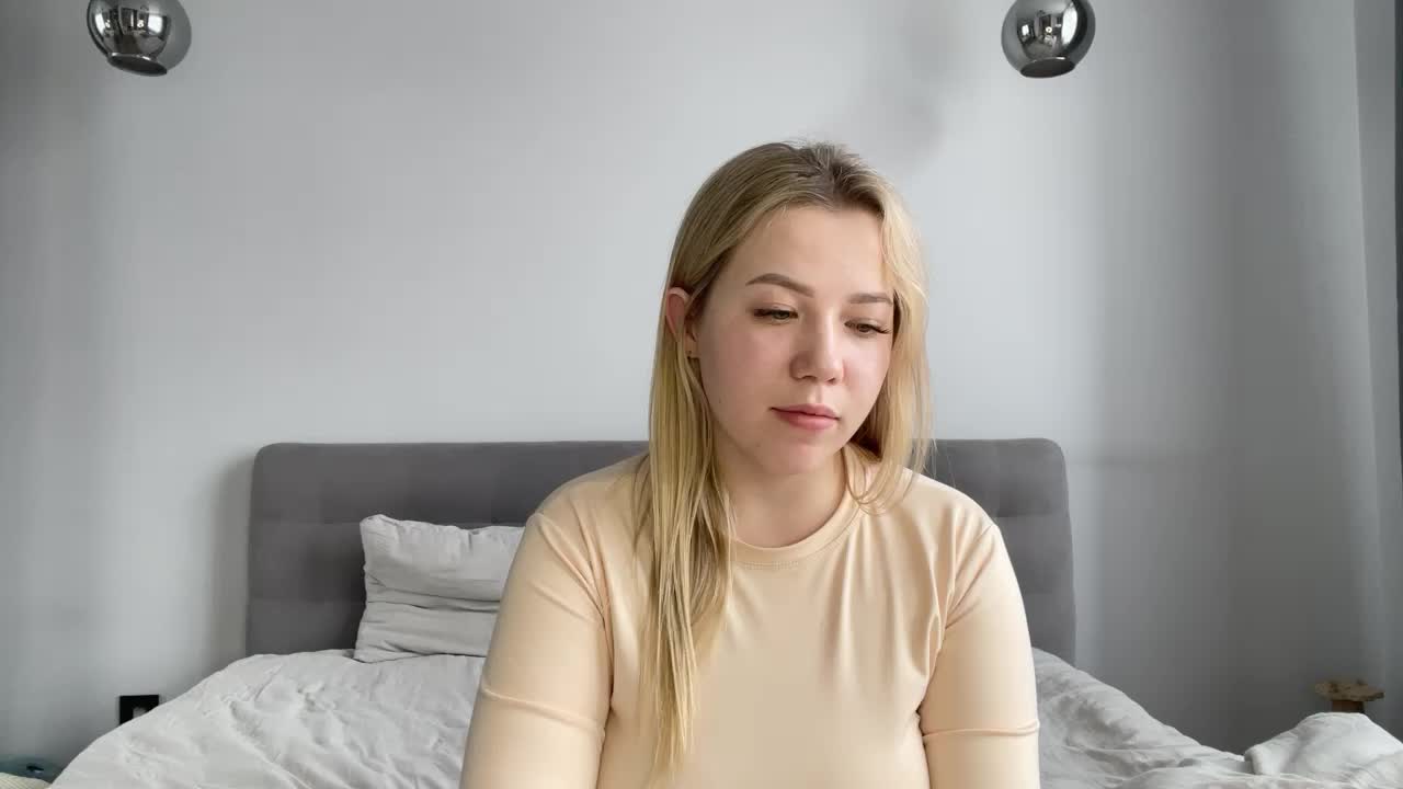 AlyraSun Приват Записи 2026-04-18