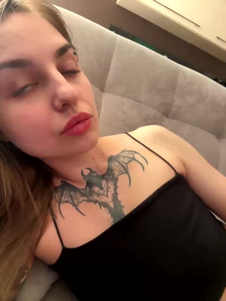 KrisVXN Приват Записи 2026-04-18