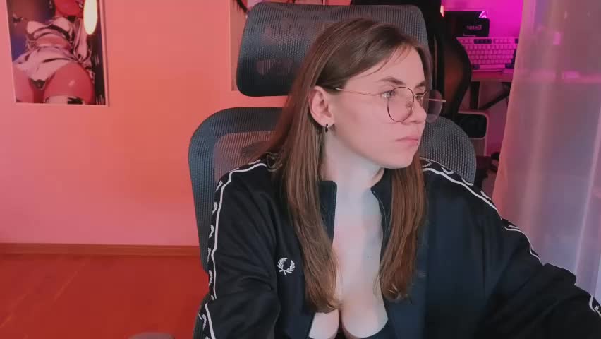 _lovelylove_ Приват Записи 2026-04-18