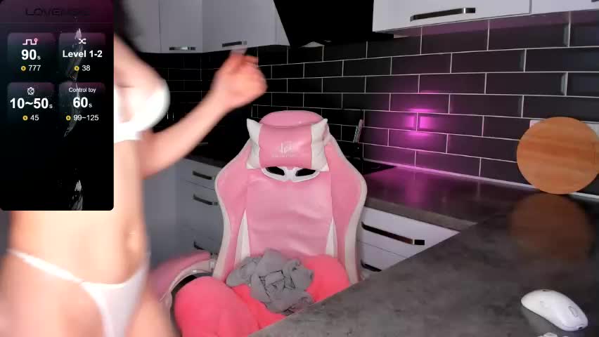 emmavictori Приват Записи 2026-04-18