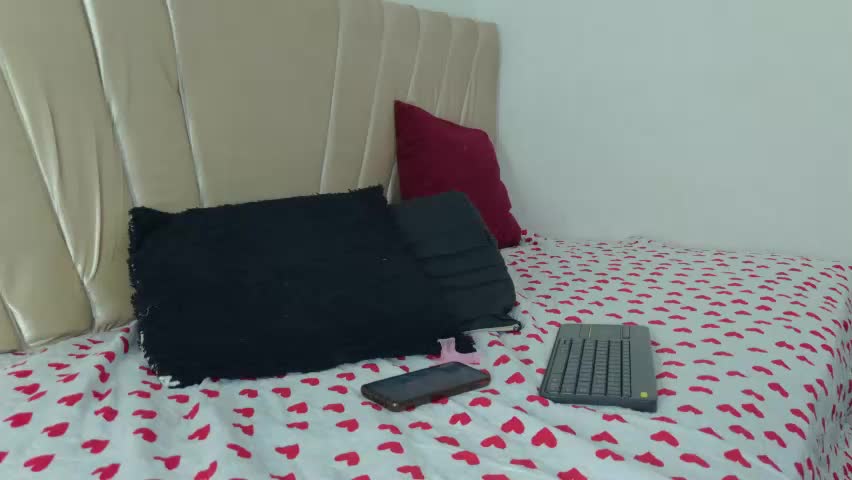 isabela_lux_2026-04-18_10-37-15_942 Приват Записи 2026-04-18