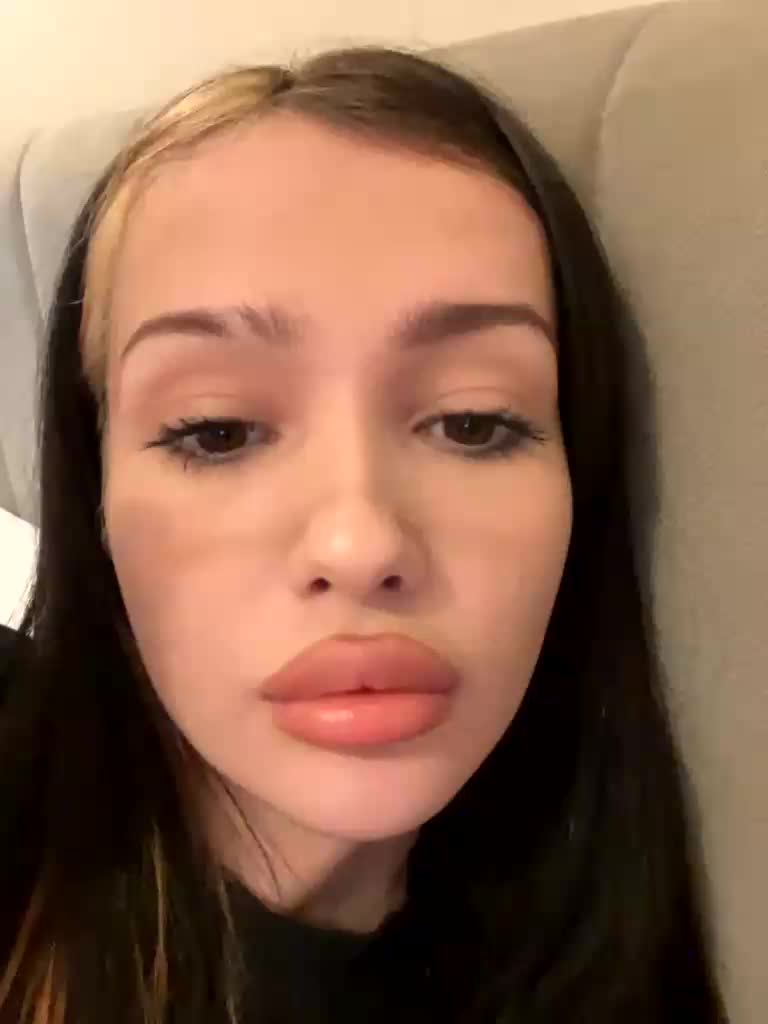 camillaa Приват Записи 2026-04-19