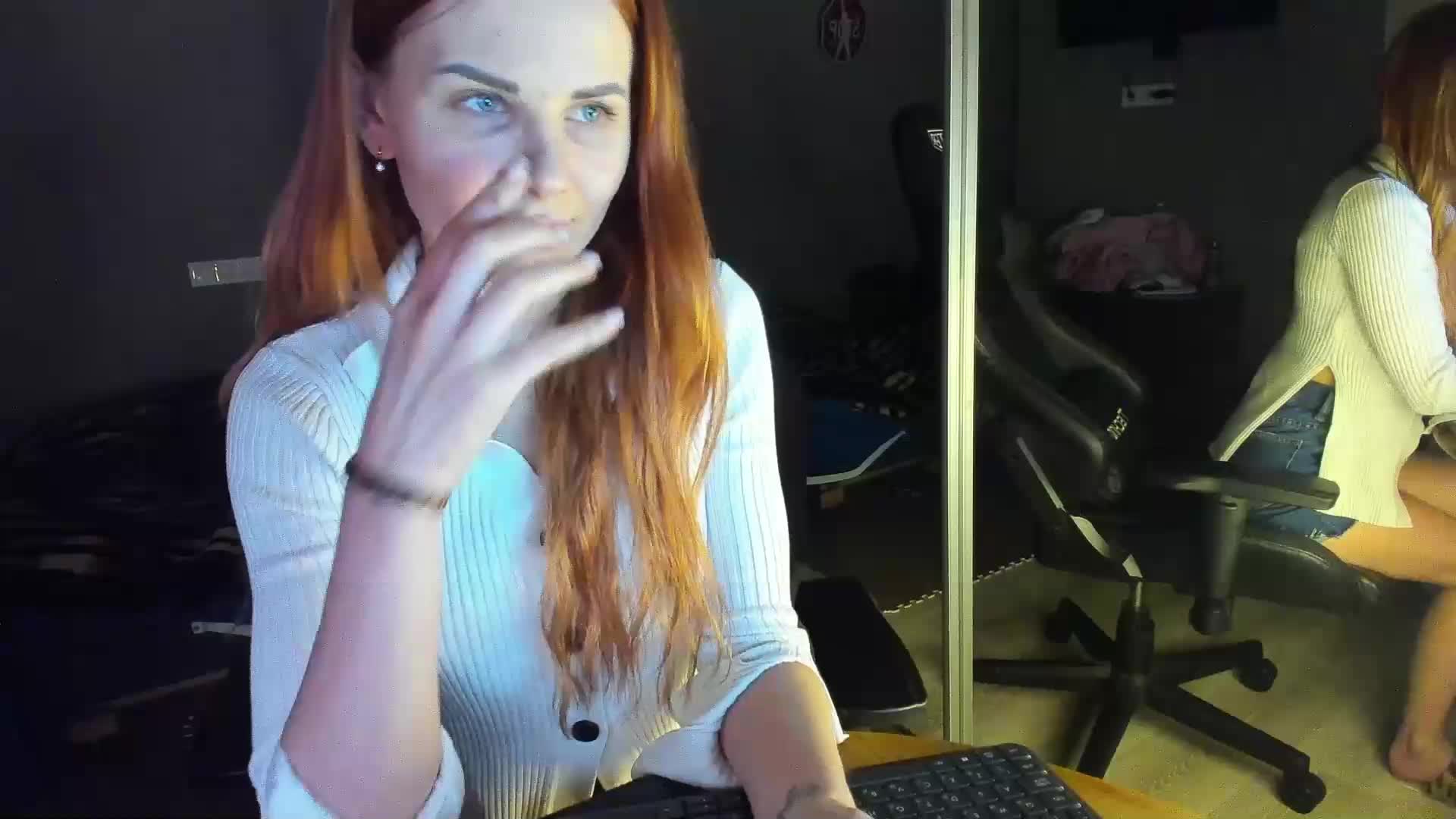 LunaLicks Приват Записи 2026-04-21