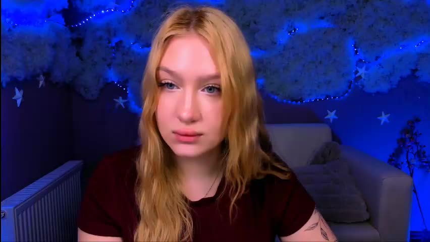 playful_sophie Приват Записи 2026-04-21