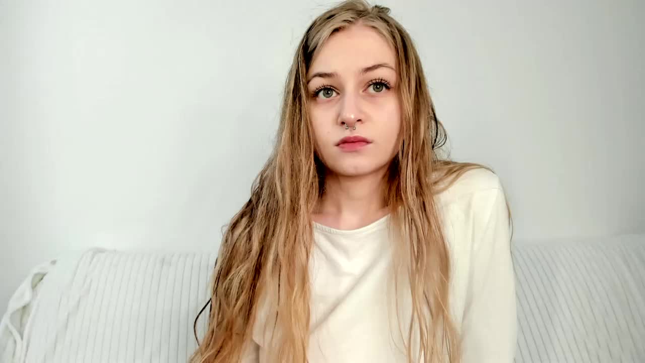 MiaMeowa Приват Записи 2026-04-22