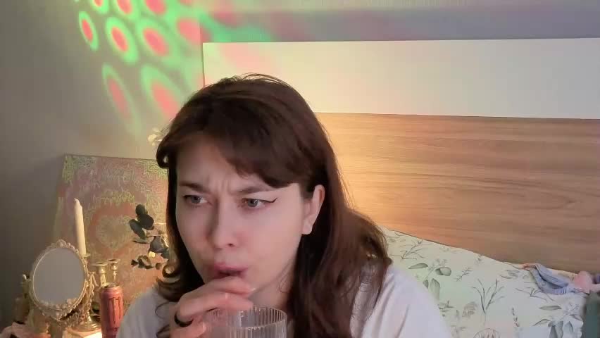 kina_ka Приват Записи 2026-04-22