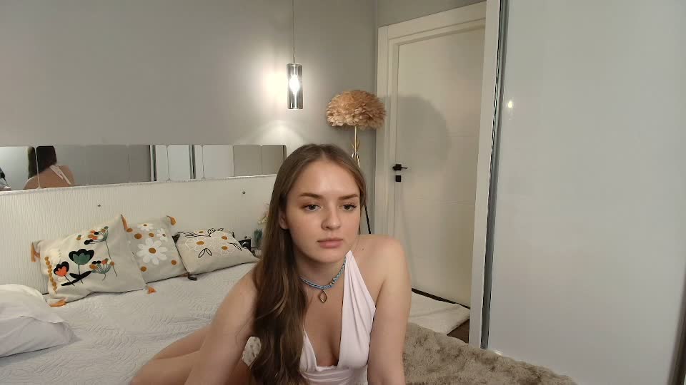 Lunaaaura Приват Записи 2026-04-22