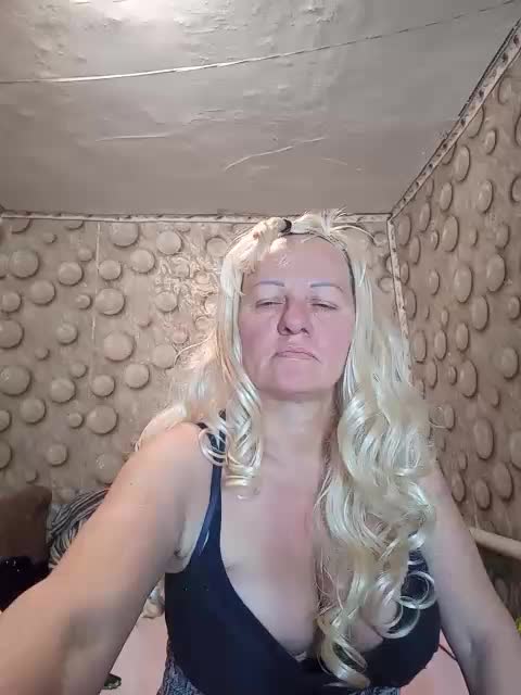 FameLara Приват Записи 2026-04-22