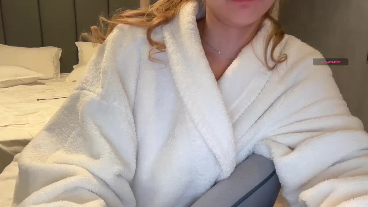 VikkiExtraCheese Приват Записи 2026-04-22