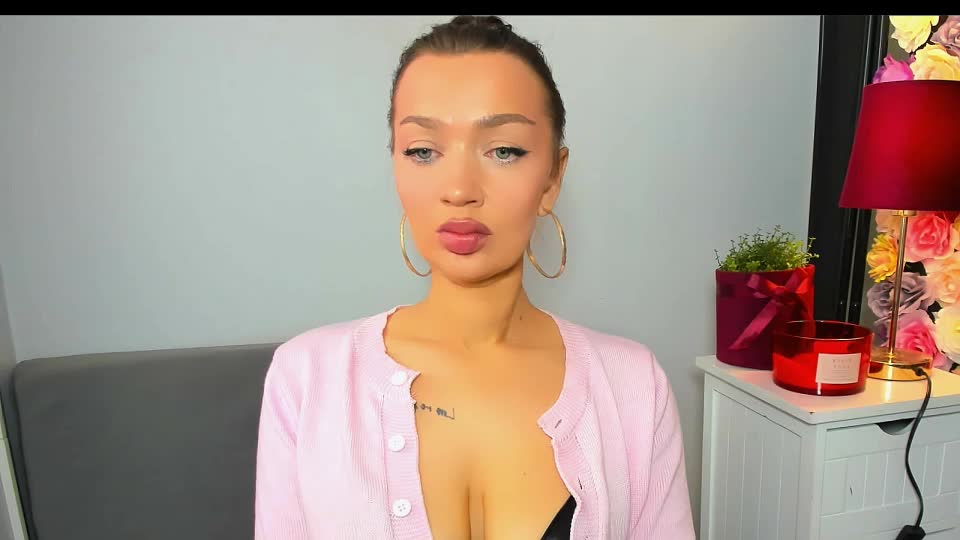 WildOlivia Приват Записи 2026-04-22