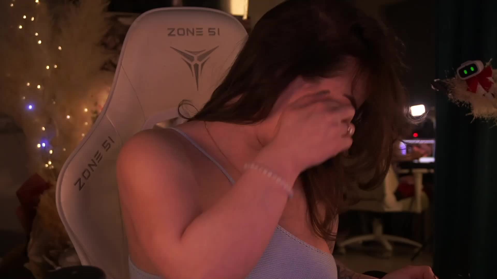 MiniNika Приват Записи 2026-04-23