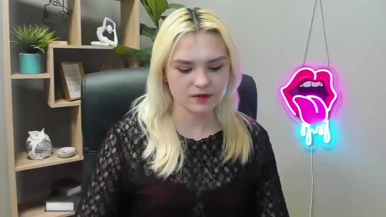 SweetLilyxo Приват Записи 2026-04-23