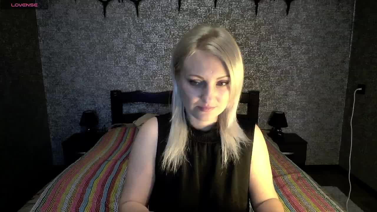 AnnaDeVille Приват Записи 2026-04-23