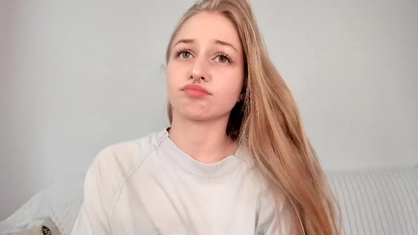 mia_meows Приват Записи 2026-04-24