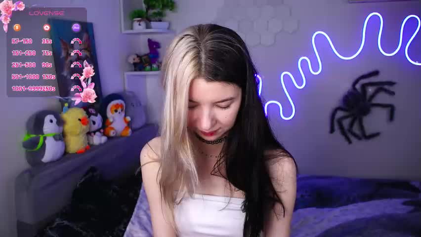 emmie_everly Приват Записи 2026-04-24