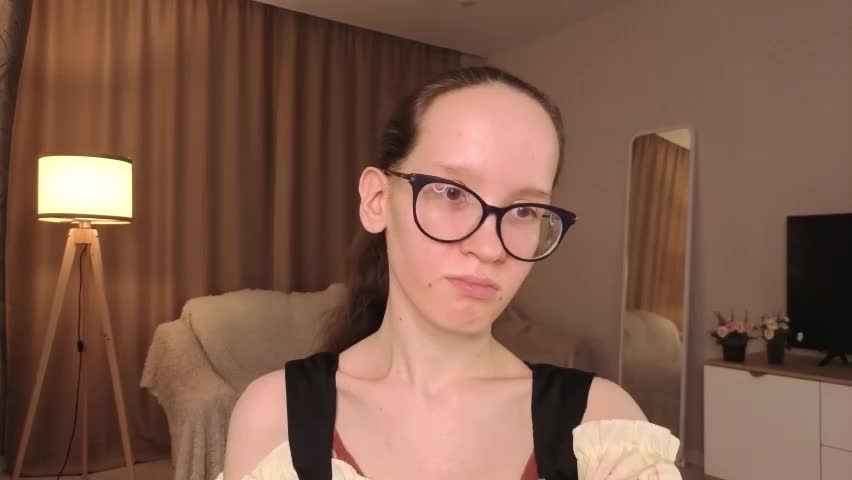 lynettebails Приват Записи 2026-04-28