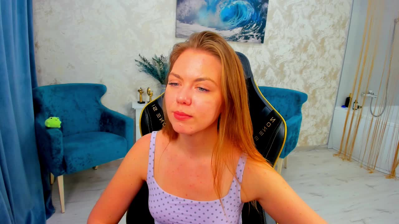 Strawberrye Приват Записи 2026-04-28