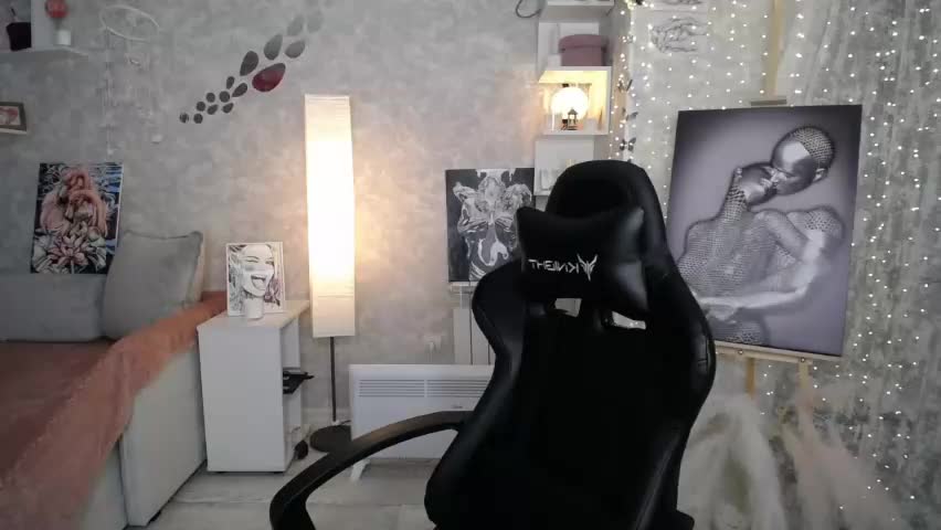 yournickyadamidi Приват Записи 2026-04-29