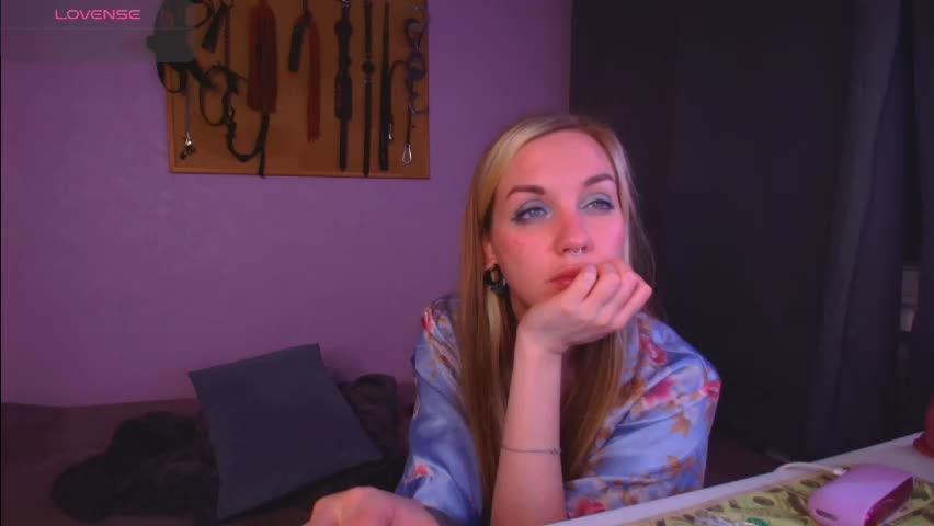carrie_moonshine Приват Записи 2026-04-30